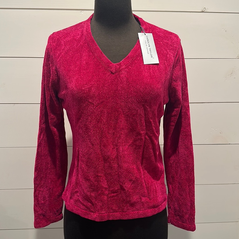 NWT Carolyn Taylor Soft Fuschia Chenille Knit V Neck Sweater
